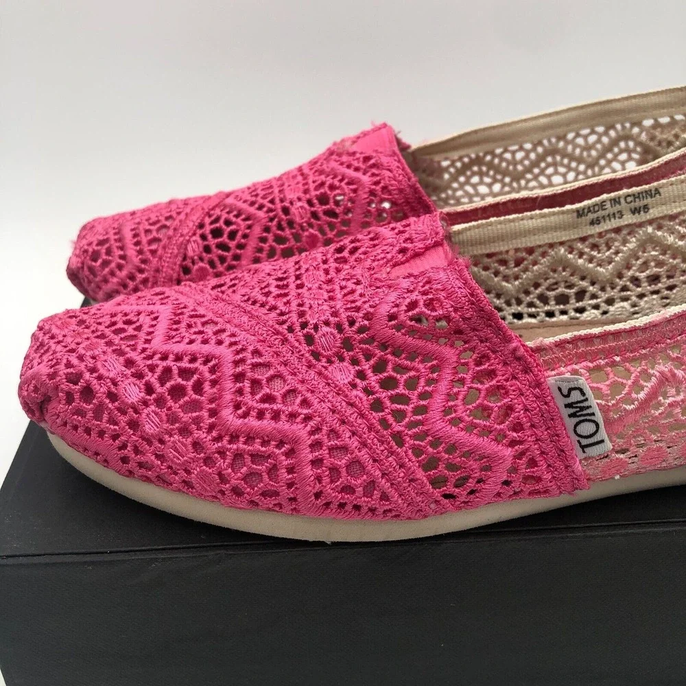 TOMS Moroccan Flat Shoes Womens Size 5 Ombre Pink Crochet Lace Slip‎ On 451113